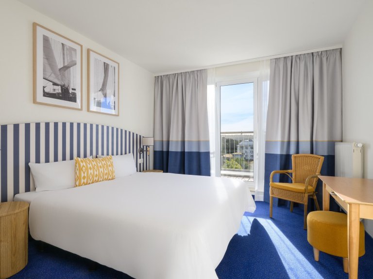 Juniorsuite/n