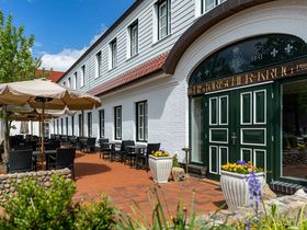 Genießer Hotel Historischer Krug zum kennenlernen an die Ostsee inkl. Dinner