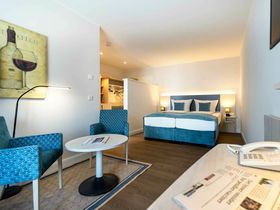 Genießer Hotel Historischer Krug zum kennenlernen an die Ostsee inkl. Dinner