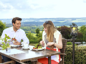 Erlebnisnacht im Hotel Bellevue Spa & Resort Reiterhof Wirsberg ****S in Nordbayern 