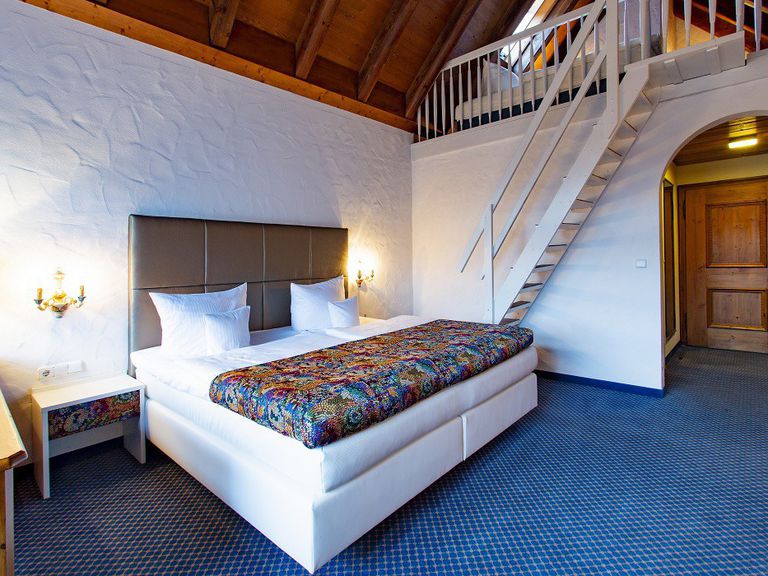 Juniorsuite/n