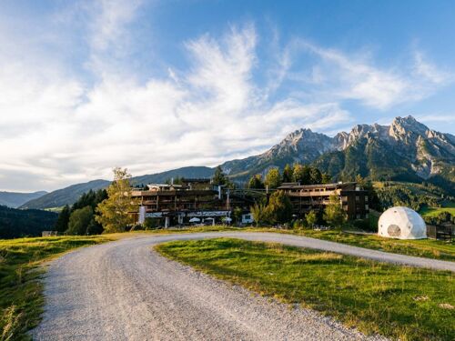 Holzhotel Forsthofalm
