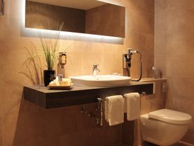 Last Minute: Silvester im romantischen Hotel Menzhausen im Weserbergland