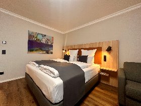 Kurzurlaub in Hamburg inkl. Dinner & Hafenrundfahrt