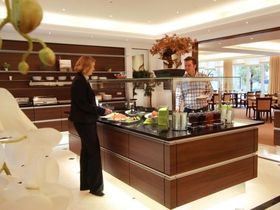 Kurzurlaub in Hamburg inkl. Dinner & Hafenrundfahrt