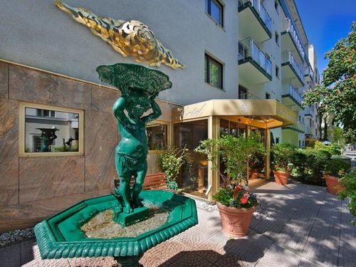 Bernstein Hotel Villa Kastania