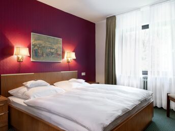 Bild 7 von 18