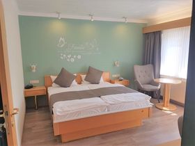 Ihre kleine Auszeit in der Eifel l eine Nacht mit Frühstück und Wellness