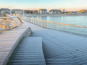Balance Arrangement an der Ostsee