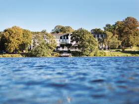 Schiff Ahoi - Holsteinische Schweiz inkl. romantischer 5-Seen-Schifffahrt