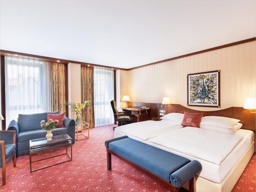 Best Western Premier Grand Hotel Russischer Hof