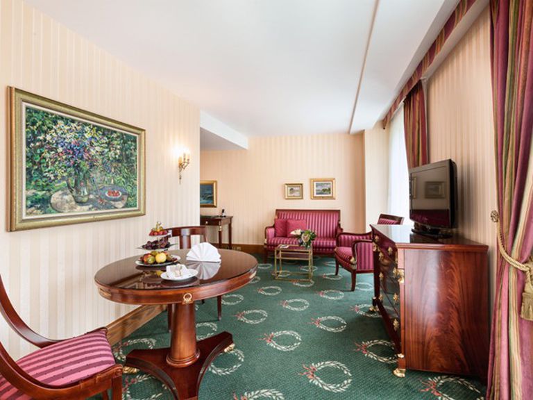 Suite/n