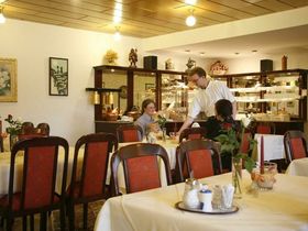 3 Tage am Rhein inkl. Kristall-Rheinpark-Therme 