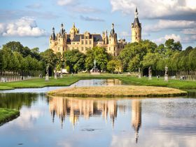 Kurzentschlossen nach Schwerin