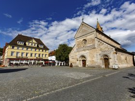 Kurzurlaub mit kleinen Extras in einer der ältesten Stauferstädte