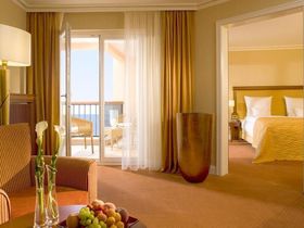 Ihre Luxusauszeit direkt am Strand inkl. Dinner