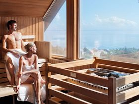 Ihre Luxusauszeit direkt am Strand inkl. Dinner