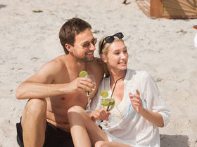 Ihre Luxusauszeit direkt am Strand inkl. Dinner
