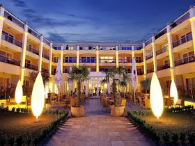 Ihre Luxusauszeit direkt am Strand inkl. Dinner