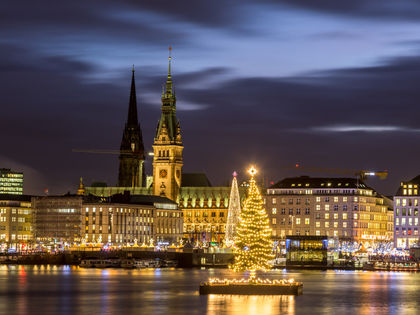 Weihnachtliche Auszeit in Hamburg inkl. Festtagsmenü und alsterSPA