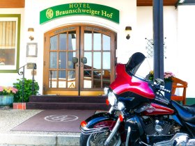 Motorrad-Arrangement für Kurvenjäger 