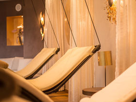 Verwöhn-Zeit mit Ihrem Herzensmensch im Schlosshotel in Hessen