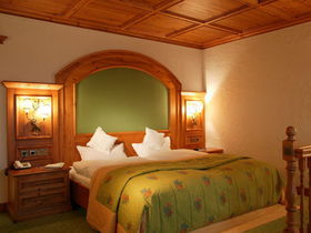 Verwöhn-Zeit mit Ihrem Herzensmensch im Schlosshotel in Hessen