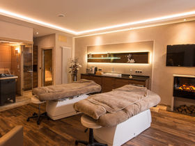 Verwöhn-Zeit mit Ihrem Herzensmensch im Schlosshotel in Hessen