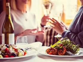 Sleep & Enjoy - 3 Tage Schlummern und Schlemmen in Aachen