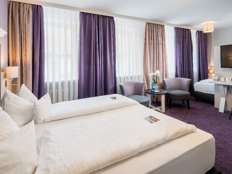 Dreibettzimmer