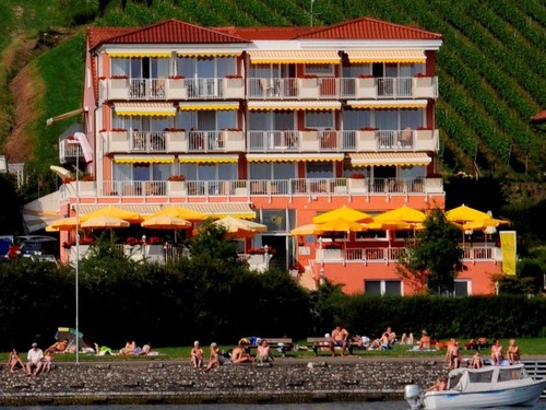 See Hotel Off