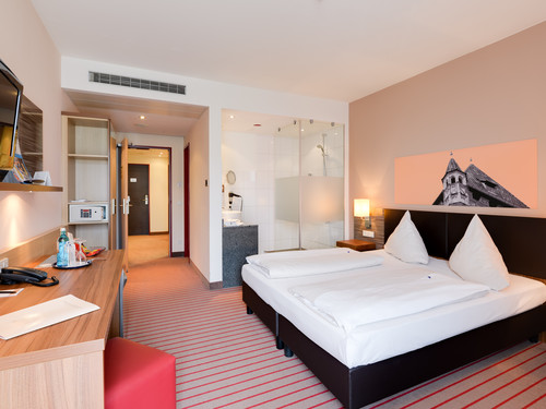 NOVINA HOTEL Tillypark