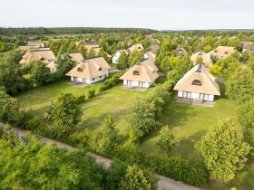 80-iger All inklusive Party im Resort Linstow 