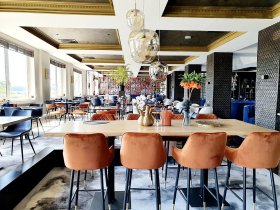 80-iger All inklusive Party im Resort Linstow 