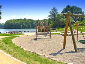 80-iger All inklusive Party im Resort Linstow 