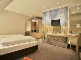 4 Tage Küsten-Kurztrip inkl. Dinner & Friesentorte