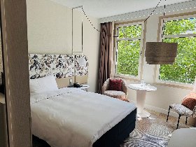 CELEBRATE, EAT & SLEEP!  Silvester 2025 in Bremen 