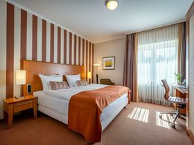 1 x Kuscheln in Bonn inkl. Candlelight-Dinner | 2 Tage 