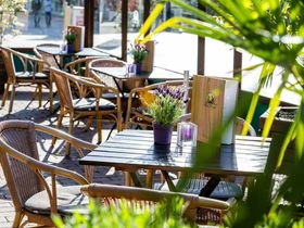 1 x Kuscheln in Bonn inkl. Candlelight-Dinner | 2 Tage 