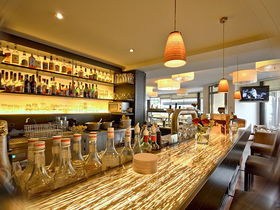 1 x Kuscheln in Bonn inkl. Candlelight-Dinner | 2 Tage 