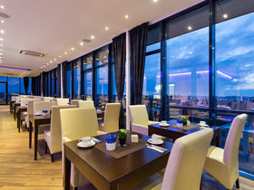 4 für  3 - Lübecks Altstadt und Mee(h)r