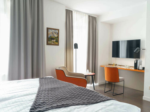 Tante ALMA's Bonner Hotel