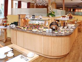 Den Naumburger Dom entdecken - 3 Tage Kurzurlaub inkl. Halbpension & Sektkellerei Freyburg