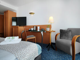 Den Naumburger Dom entdecken - 3 Tage Kurzurlaub inkl. Halbpension & Sektkellerei Freyburg