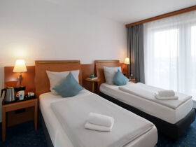 Den Naumburger Dom entdecken - 3 Tage Kurzurlaub inkl. Halbpension & Sektkellerei Freyburg