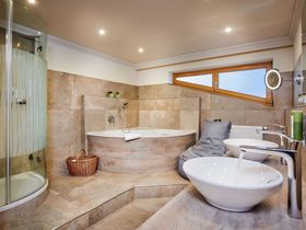 Auf Bayerischen Wolken-Selfcare Wellness 2 Nächte mit 40,- Euro Wellnessgutschein