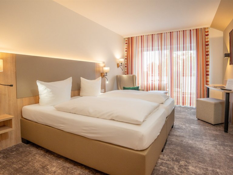 Doppelzimmer mit Balkon B