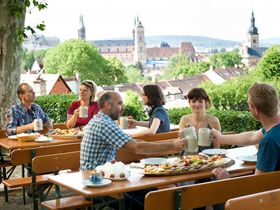 Ins Land der Franken fahren! Geschenk: fränkisches Biertragerl