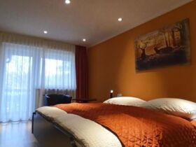 Ihr Zuhause im Südschwarzwald: 3 Tage Kurzurlaub mit Solemar Therme & 3 Gang Menü