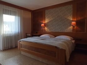 Ihr Zuhause im Südschwarzwald: 3 Tage Kurzurlaub mit Solemar Therme & 3 Gang Menü